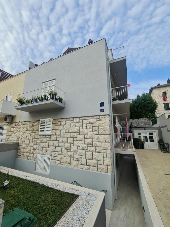 ספליט Da Vinko Beach Apartments מראה חיצוני תמונה