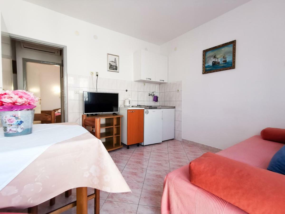 ספליט Da Vinko Beach Apartments מראה חיצוני תמונה
